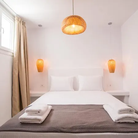 Luxury Plaka (Naxos)